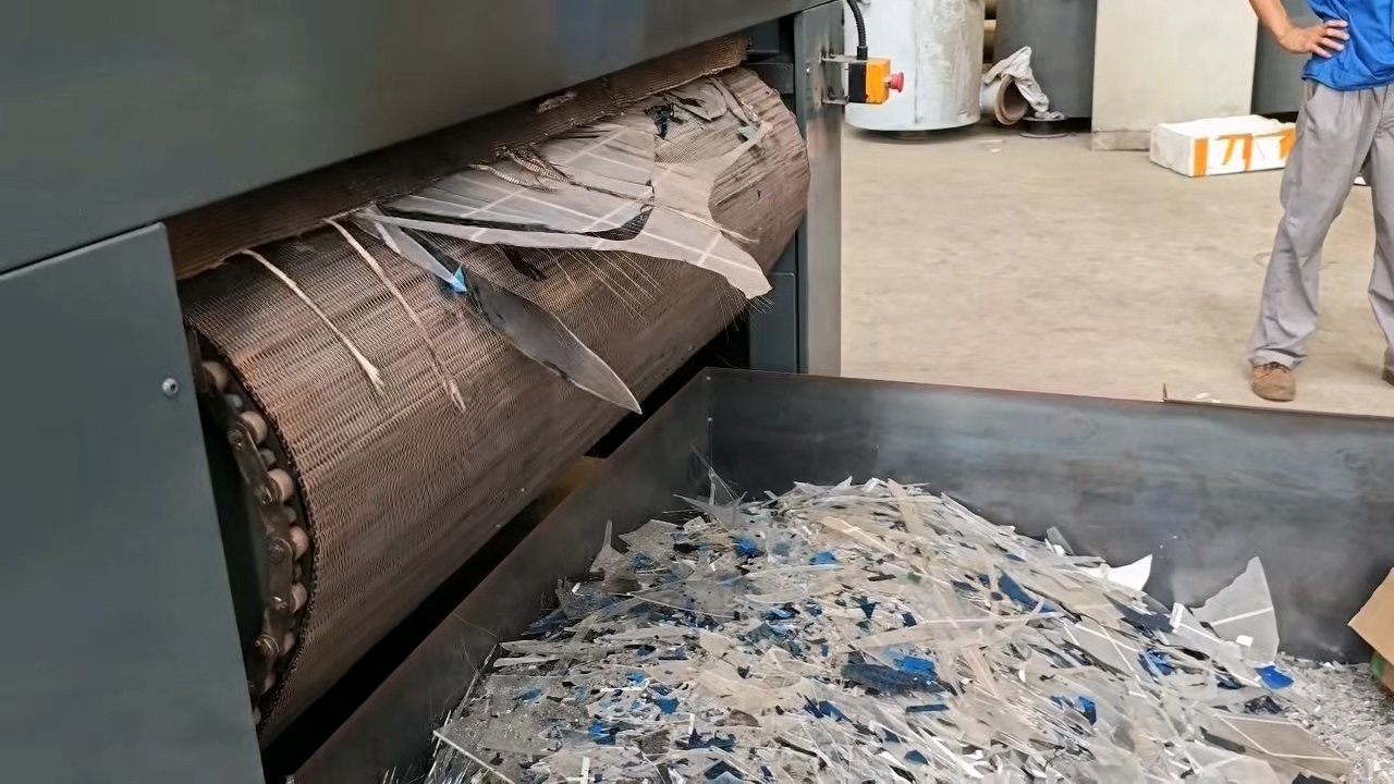 Double Glass Solar Panel Recycling Line Working Process